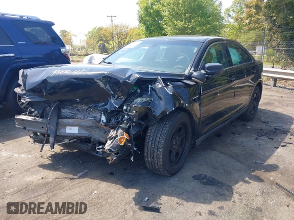 2017 Ford Police Interceptor z VIN 1FAHP2MK5HG103848, wystawiony jako IAAI lot #42042387 z przebiegiem Nie podano mil oraz . Historia ofert i sprzedaży dostępna na DreamBid. Obrazek 17.