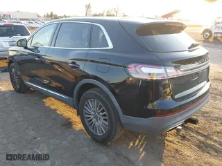 2019 Lincoln Nautilus Standard with VIN 2LMPJ6J90KBL39841, listed as a IAAI auction lot 41436089 with 146,276 mi miles. Bid and sale history available at carsss.com. Image 3.