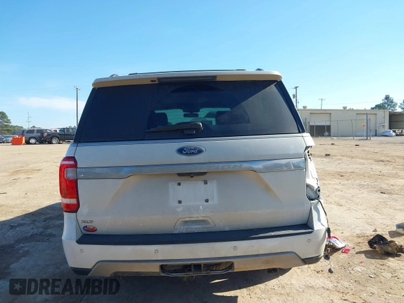2020 Ford Expedition XLT with VIN 1FMJU1HT6LEA24349, listed as a IAAI auction lot 41218383 with 121,157 mi miles. Bid and sale history available at carsss.com. Image 17.