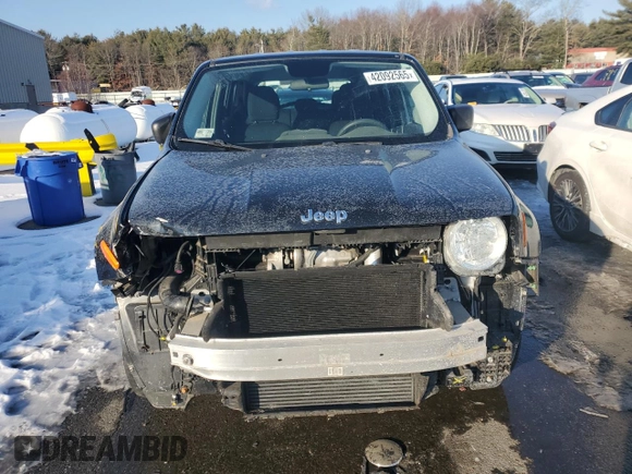 2016 Jeep Renegade Sport with VIN ZACCJBAW3GPC70790, listed as a Copart auction lot 42092565 with 14,125 mi miles and Salvage Title. Bid and sale history available at DreamBid. Image 5.