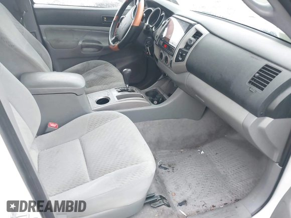 2011 Toyota Tacoma with VIN 5TFUU4EN9BX022381, listed as a IAAI auction lot 41863091 with 138,653 mi miles. Bid and sale history available at carsss.com. Image 5.