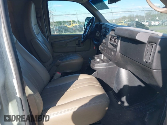 2014 Chevrolet Express Cargo Van with VIN 1GCWGFCA8E1133376, listed as a IAAI auction lot 41964949 with 344,831 mi miles. Bid and sale history available at carsss.com. Image 5.