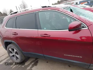 2020 Jeep Cherokee Limited with VIN 1C4PJLDB0LD570909, listed as a IAAI auction lot 41293813 with 61,492 mi miles. Bid and sale history available at carsss.com. Image 13.