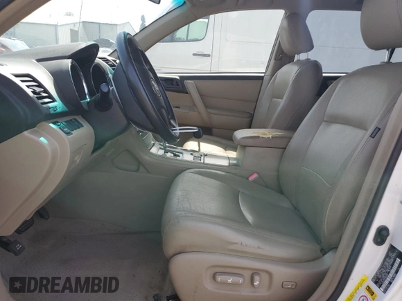 2009 Toyota Highlander with VIN JTEDS41AX92092841, listed as a Copart auction lot 57097315 with 145,089 mi miles and Salvage title. Bid and sale history available at DreamBid. Image 7.