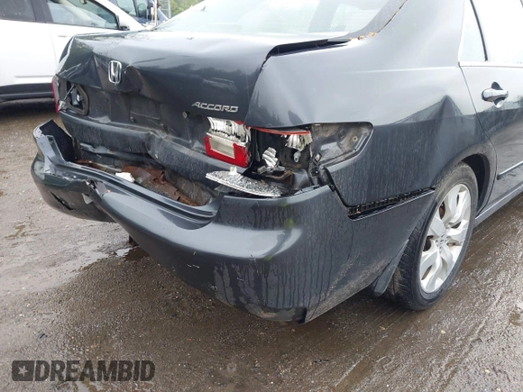 2005 Honda Accord LX z VIN 1HGCM56435A032033, wystawiony jako IAAI lot #42330649 z przebiegiem 236 298 mil mil oraz . Historia ofert i sprzedaży dostępna na DreamBid. Obrazek 15.