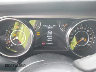 2022 Jeep Wrangler Unlimited Sport with VIN 1C4HJXDN2NW251041, listed as a IAAI auction lot 41558677 with 61,120 mi miles and . Bid and sale history available at DreamBid. Image 7.