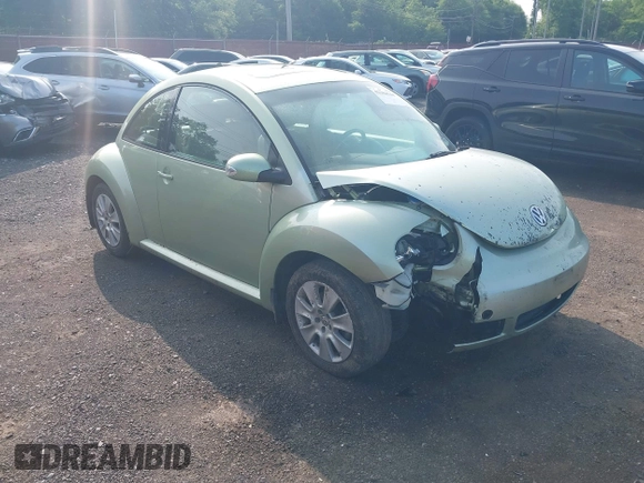 2009 Volkswagen Beetle S with VIN 3VWRW31C29M501964, listed as a IAAI auction lot 42388544 with 99,674 mi miles and . Bid and sale history available at DreamBid. Image 1.