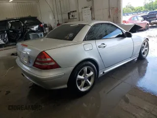 2002 Mercedes-Benz SLK 320 with VIN WDBKK65F42F264517, listed as a Copart auction lot 58785845 with Not provided miles and Salvage title. Bid and sale history available at DreamBid. Image 3.