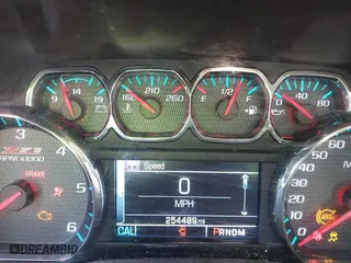 2015 Chevrolet Silverado 1500 LT with VIN 3GCUKREC9FG517787, listed as a IAAI auction lot 41400803 with 254,489 mi miles. Bid and sale history available at carsss.com. Image 7.