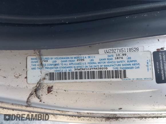2000 Volkswagen Beetle GLS с VIN 3VWCA21C2YM439205, выставлен на аукционе IAAI как лот 41678418 с пробегом 184 429 миль миль и . История ставок и продаж доступна на DreamBid. Изображение 9.