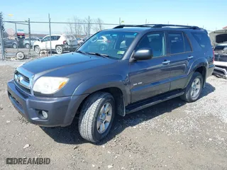 2006 Toyota 4Runner SR5 with VIN JTEBU14R768069267, listed as a IAAI auction lot 41925723 with 103,217 mi miles. Bid and sale history available at carsss.com. Image 2.