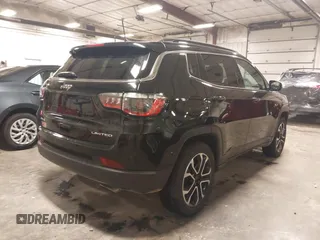 2022 Jeep Compass High Altitude with VIN 3C4NJDCB5NT233969, listed as a IAAI auction lot 42034557 with 23,257 mi miles and . Bid and sale history available at DreamBid. Image 4.