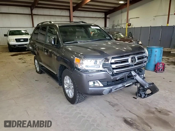 2020 Toyota Land Cruiser z VIN JTMCY7AJ5L4094265, wystawiony jako Copart lot #49725175 z przebiegiem 85 180 mil mil oraz Szkoda całkowita • Salvage title. Historia ofert i sprzedaży dostępna na DreamBid. Obrazek 15.