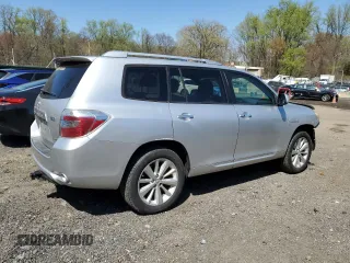 2008 Toyota Highlander Hybrid Limited with VIN JTEEW44A082002776, listed as a Copart auction lot 52551785 with 204,623 mi miles and Salvage Title. Bid and sale history available at carsss.com. Image 3.
