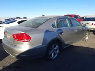 2012 Volkswagen Passat SE with VIN 1VWBP7A39CC054807, listed as a Copart auction lot 44277665 with 113,074 mi miles and Salvage Title. Bid and sale history available at carsss.com. Image 3.