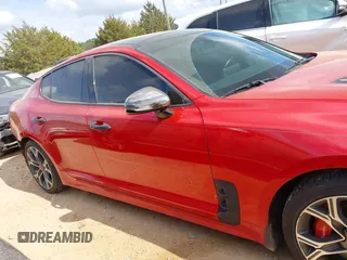 2018 Kia Stinger GT2 with VIN KNAE55LC9J6016042, listed as a IAAI auction lot 41949331 with 69,558 mi miles. Bid and sale history available at carsss.com. Image 14.