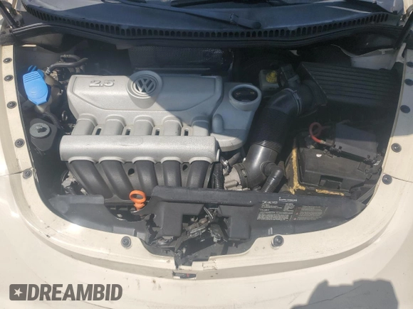 2008 Volkswagen Beetle SE with VIN 3VWRG31Y68M406704, listed as a Copart auction lot 61774055 with 116,793 mi miles and Salvage title. Bid and sale history available at DreamBid. Image 11.