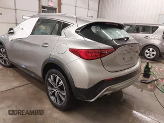 2017 Infiniti QX30 Luxury with VIN SJKCH5CR6HA038610, listed as a IAAI auction lot 41379870 with 90,402 mi miles. Bid and sale history available at carsss.com. Image 3.