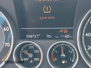 2013 Bentley Continental GT with VIN SCBGR3ZAXDC080271, listed as a IAAI auction lot 39498924 with 39,873 mi miles and . Bid and sale history available at DreamBid. Image 15.