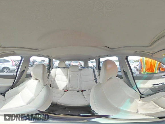 2011 Volvo V50 с VIN YV1672MW6B2607845, выставлен на аукционе Copart как лот 73304014 с пробегом Не указан миль и Списание • Salvage title. История ставок и продаж доступна на DreamBid. Изображение 13.