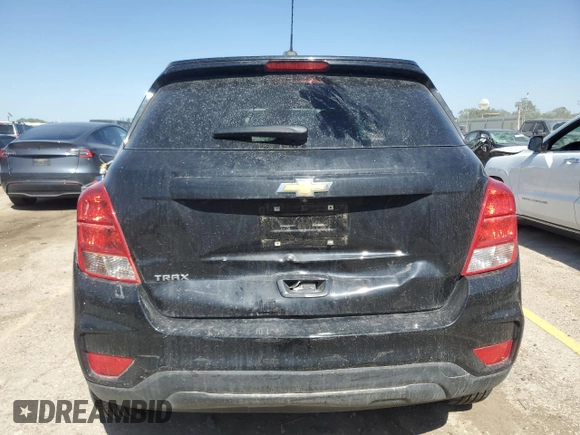 2020 Chevrolet Trax LS z VIN KL7CJKSB7LB021423, wystawiony jako Copart lot #57650815 z przebiegiem 60 282 mil mil oraz Szkoda całkowita • Salvage title. Historia ofert i sprzedaży dostępna na DreamBid. Obrazek 6.