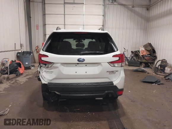 2021 Subaru Forester Premium with VIN JF2SKAFC5MH409162, listed as a IAAI auction lot 40907370 with 30,431 mi miles and . Bid and sale history available at DreamBid. Image 17.