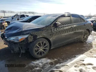 2015 Toyota Camry XLE z VIN 4T1BF1FK6FU492083, wystawiony jako Copart lot #41809575 z przebiegiem 146 111 mil mil oraz Szkoda całkowita • Salvage title. Historia ofert i sprzedaży dostępna na DreamBid. Obrazek 1.