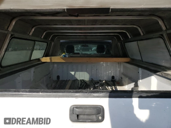 2005 Ford F-150 XL with VIN 1FTRF12W05NB08240, listed as a Copart auction lot 42411995 with 333,955 mi miles and Salvage Title. Bid and sale history available at carsss.com. Image 10.