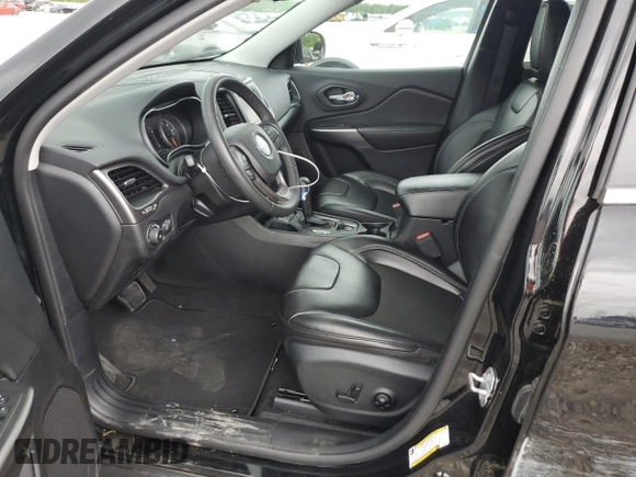 2020 Jeep Cherokee Latitude Plus z VIN 1C4PJLLB6LD552528, wystawiony jako Copart lot #54622145 z przebiegiem 65 438 mil mil oraz Szkoda całkowita • Salvage title. Historia ofert i sprzedaży dostępna na DreamBid. Obrazek 7.