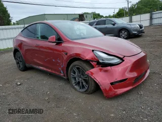 2024 Tesla Model Y Long Range с VIN 7SAYGDEE6RF128495, выставлен на аукционе Copart как лот 61127095 с пробегом Не указан миль и Списание • Salvage title. История ставок и продаж доступна на DreamBid. Изображение 4.