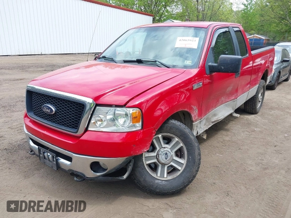 2007 Ford F-150 XLT with VIN 1FTPX14V07FA83135, listed as a IAAI auction lot 42065923 with 202,579 mi miles. Bid and sale history available at carsss.com. Image 2.