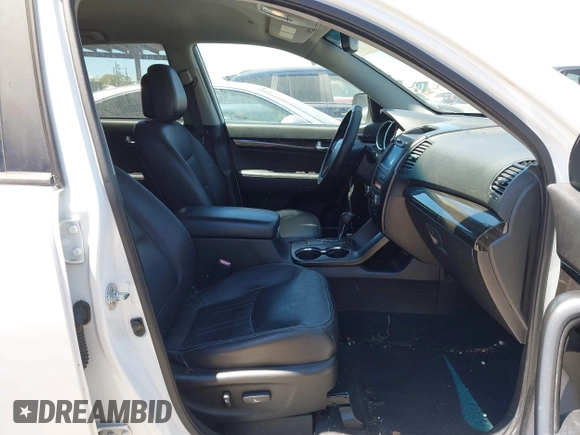 2013 Kia Sorento EX with VIN 5XYKUDA64DG370245, listed as a IAAI auction lot 42688504 with 172,060 mi miles and . Bid and sale history available at DreamBid. Image 5.