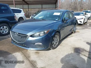 2014 Mazda 3 i Sport with VIN JM1BM1K77E1112860, listed as a IAAI auction lot 41331974 with 60,350 mi miles and . Bid and sale history available at carsss.com. Image 18.