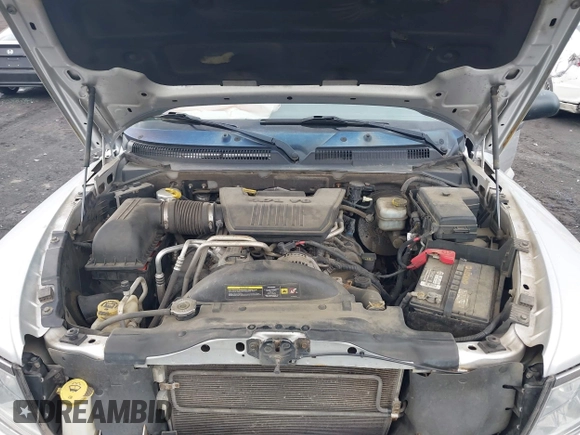 2008 Dodge Dakota SLT z VIN 1D7HW48N38S536147, wystawiony jako IAAI lot #42230957 z przebiegiem 140 571 mil mil oraz . Historia ofert i sprzedaży dostępna na DreamBid. Obrazek 10.