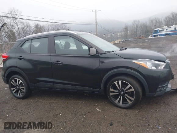 2019 Nissan Kicks S with VIN 3N1CP5CU6KL527179, listed as a IAAI auction lot 41479057 with 97,895 mi miles. Bid and sale history available at carsss.com. Image 13.