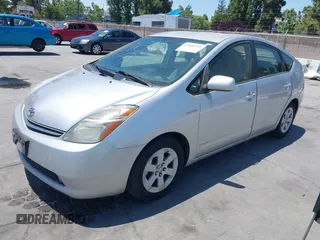 2008 Toyota Prius z VIN JTDKB20U183378002, wystawiony jako IAAI lot #42408794 z przebiegiem 227 839 mil mil oraz . Historia ofert i sprzedaży dostępna na DreamBid. Obrazek 2.