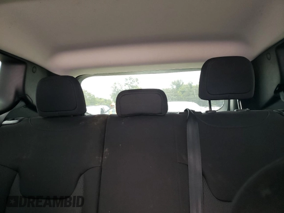 2018 Jeep Renegade Sport with VIN ZACCJBABXJPJ42855, listed as a Copart auction lot 61055385 with 121,046 mi miles and Clean title. Bid and sale history available at DreamBid. Image 10.