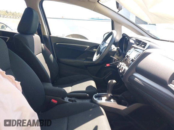 2020 Honda Fit LX with VIN 3HGGK5H40LM707356, listed as a IAAI auction lot 42076367 with 10,145 mi miles and . Bid and sale history available at DreamBid. Image 5.