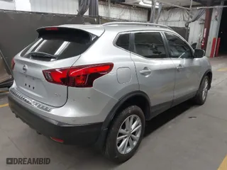 2017 Nissan Rogue Sport S with VIN JN1BJ1CP1HW022380, listed as a IAAI auction lot 41840283 with 94,057 mi miles. Bid and sale history available at carsss.com. Image 4.