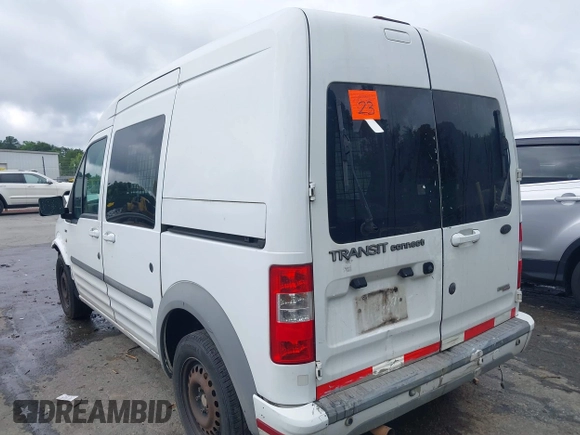 2013 Ford Transit Connect XLT z VIN NM0KS9BN4DT174168, wystawiony jako IAAI lot #42383777 z przebiegiem 370 728 mil mil oraz . Historia ofert i sprzedaży dostępna na DreamBid. Obrazek 3.
