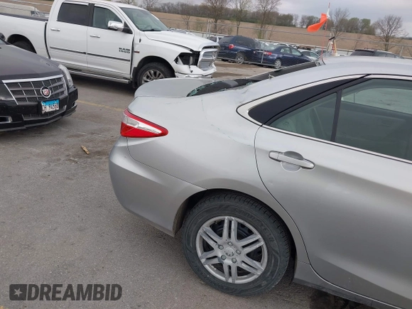2015 Toyota Camry XLE с VIN 4T4BF1FK7FR451130, выставлен на аукционе IAAI как лот 42124227 с пробегом 194 258 миль миль и . История ставок и продаж доступна на DreamBid. Изображение 18.