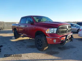 2015 Ram 1500 Lone Star z VIN 1C6RR6LT1FS630278, wystawiony jako IAAI lot #41208349 z przebiegiem 130 926 mil mil oraz . Historia ofert i sprzedaży dostępna na DreamBid. Obrazek 1.