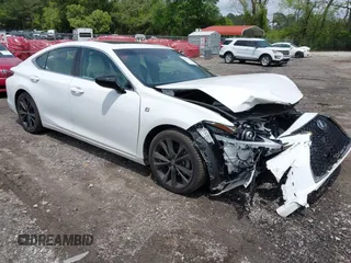 2021 Lexus ES 350 F Sport z VIN 58AHZ1B13MU090896, wystawiony jako IAAI lot #42117729 z przebiegiem 24 621 mil mil oraz . Historia ofert i sprzedaży dostępna na DreamBid. Obrazek 1.