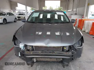 2017 Volkswagen Passat SE z VIN 1VWBT7A32HC031209, wystawiony jako IAAI lot #42445548 z przebiegiem 83 477 mil mil oraz . Historia ofert i sprzedaży dostępna na DreamBid. Obrazek 13.