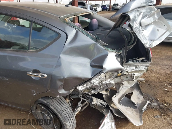 2016 Nissan Versa SV with VIN 3N1CN7AP3GL871543, listed as a IAAI auction lot 41425414 with Not Provided miles. Bid and sale history available at carsss.com. Image 6.