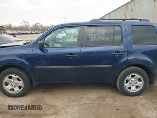 2015 Honda Pilot LX with VIN 5FNYF4H22FB062105, listed as a IAAI auction lot 42072540 with 80,715 mi miles and . Bid and sale history available at DreamBid. Image 14.