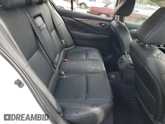 2015 Infiniti Q50 Premium with VIN JN1BV7AP0FM330725, listed as a Copart auction lot 51735085 with 189,480 mi miles and Clean Title. Bid and sale history available at carsss.com. Image 10.