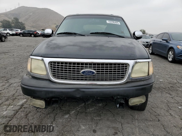 2001 Ford Expedition XLT z VIN 1FMRU15W31LB70007, wystawiony jako Copart lot #43296465 z przebiegiem 192 800 mil mil oraz Nie do naprawy • Non repairable. Historia ofert i sprzedaży dostępna na DreamBid. Obrazek 5.