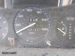 1997 Honda Civic EX with VIN 1HGEJ8243VL096134, listed as a IAAI auction lot 41929243 with 206,195 mi miles. Bid and sale history available at carsss.com. Image 7.