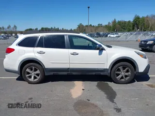 2014 Subaru Outback 2.5i Limited with VIN 4S4BRBPC9E3255693, listed as a IAAI auction lot 42134200 with 262,009 mi miles. Bid and sale history available at carsss.com. Image 13.